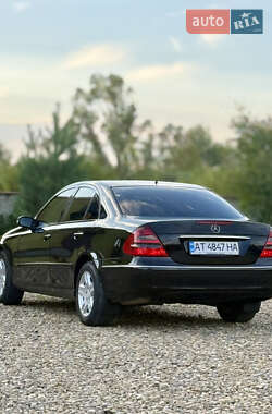 Седан Mercedes-Benz E-Class 2003 в 