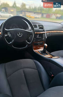 Седан Mercedes-Benz E-Class 2003 в 