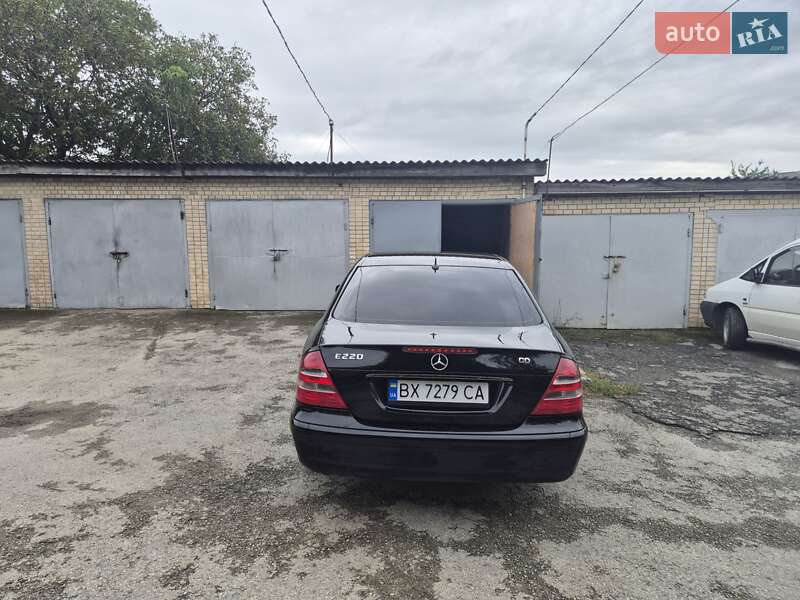 Седан Mercedes-Benz E-Class 2005 в Дунаївцях