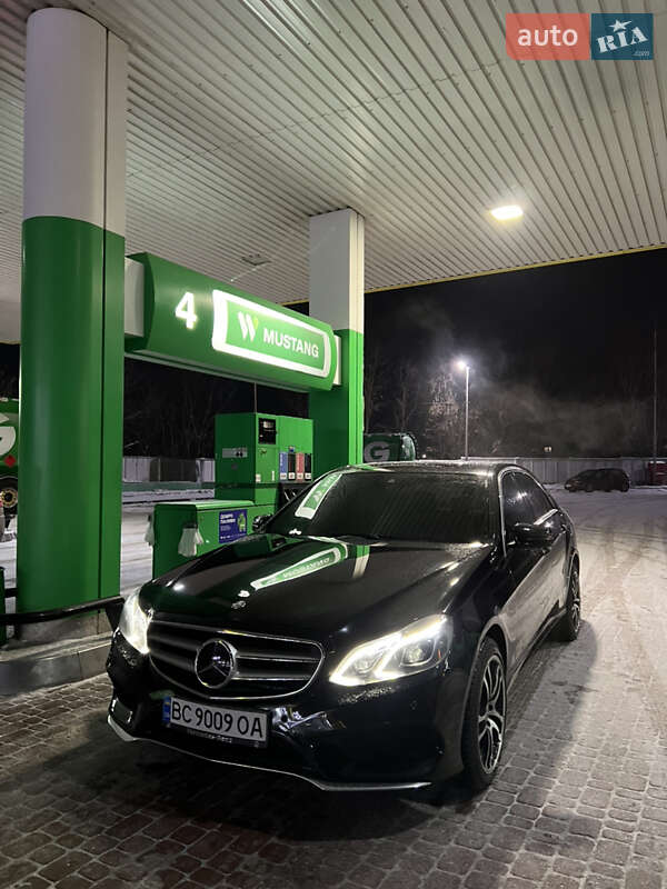 Mercedes-Benz E-Class 2011