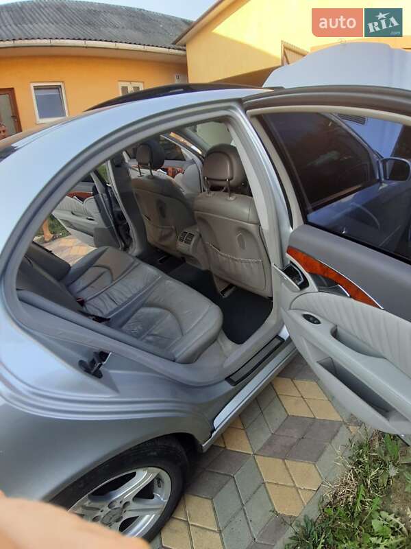 Седан Mercedes-Benz E-Class 2003 в Сваляві фото 2 Седан Mercedes-Benz E-Class 2003 в Сваляві