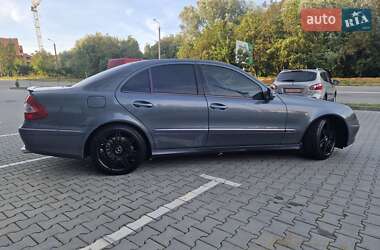 Седан Mercedes-Benz E-Class 2008 в 