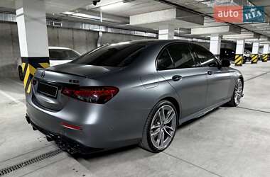 Седан Mercedes-Benz E-Class 2022 в 