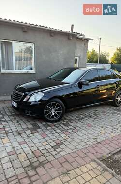 Седан Mercedes-Benz E-Class 2010 в Одесі