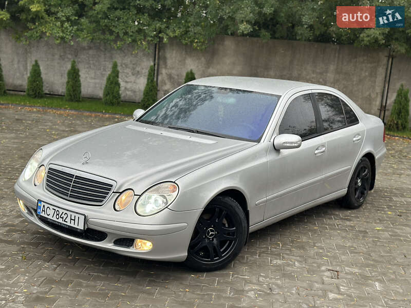 Mercedes-Benz E-Class 2003