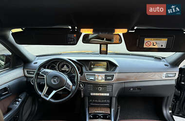 Седан Mercedes-Benz E-Class 2015 в 