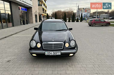 Универсал Mercedes-Benz E-Class 1998 в Чопе