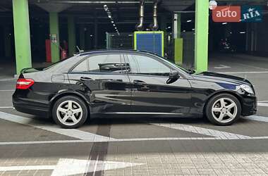 Седан Mercedes-Benz E-Class 2009 в 