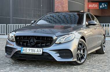 Седан Mercedes-Benz E-Class 2016 в Днепре