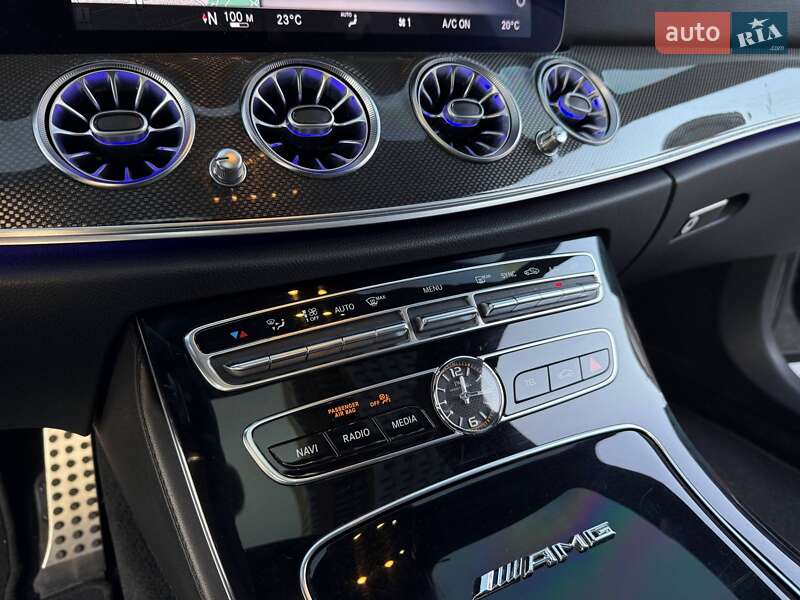 Седан Mercedes-Benz E-Class 2016 в Дніпрі