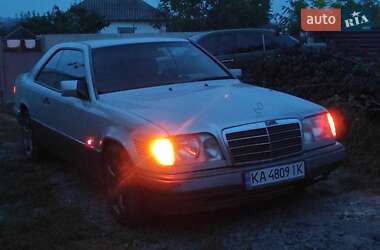 Купе Mercedes-Benz E-Class 1994 в 