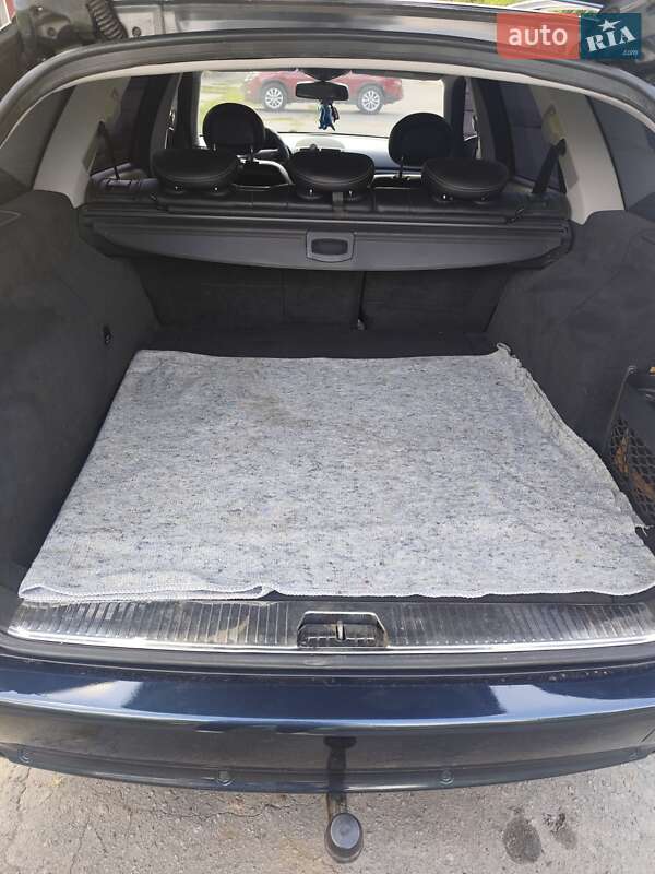 Универсал Mercedes-Benz E-Class 2005 в Хороле