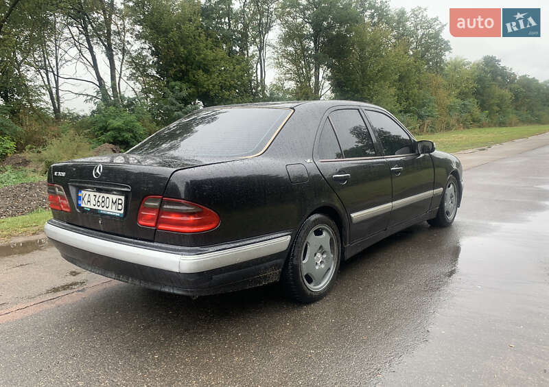 Седан Mercedes-Benz E-Class 2000 в Андрушівці фото 4 Седан Mercedes-Benz E-Class 2000 в Андрушівці