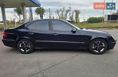 Седан Mercedes-Benz E-Class 2003 в 