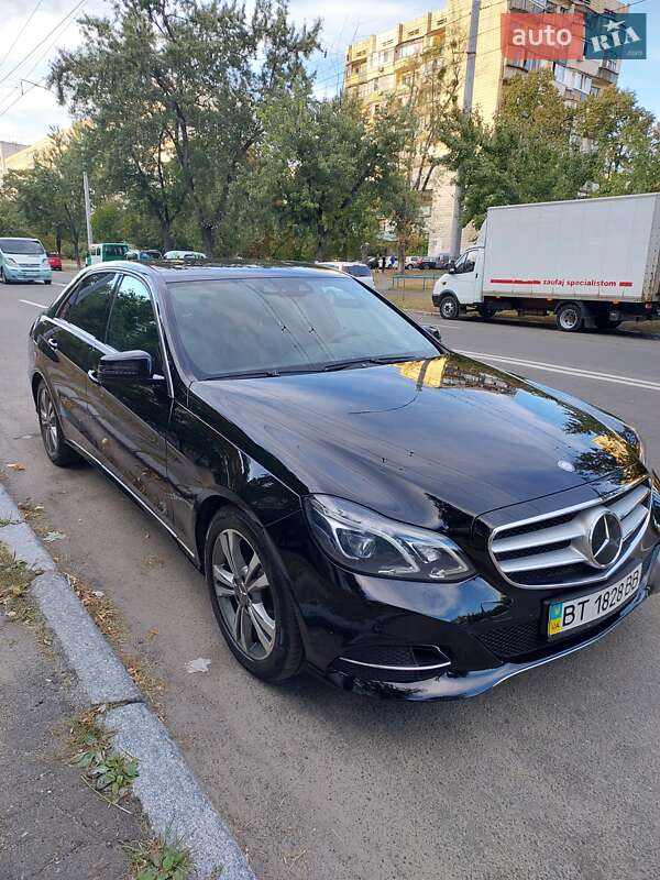 Седан Mercedes-Benz E-Class 2013 в Києві
