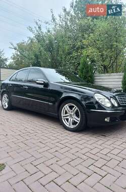 Седан Mercedes-Benz E-Class 2002 в 
