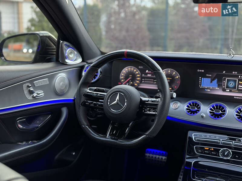 Седан Mercedes-Benz E-Class 2018 в Запорожье