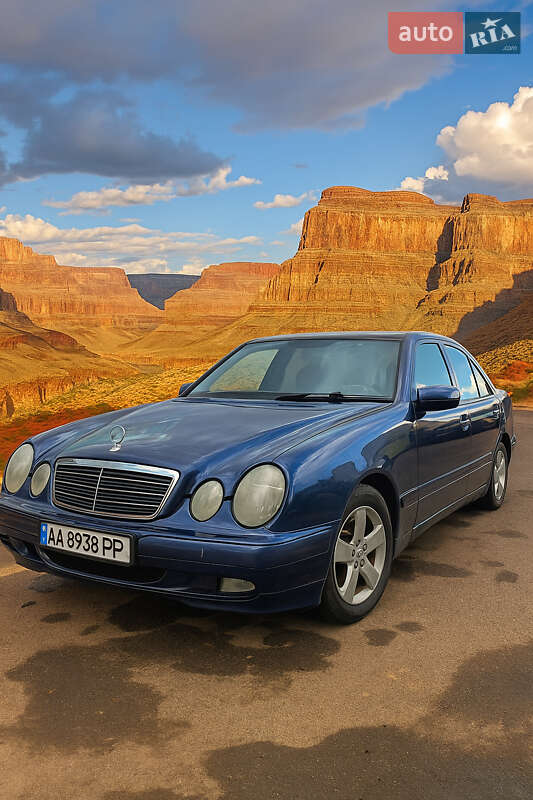 Седан Mercedes-Benz E-Class 2000 в 
