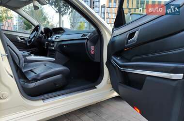 Седан Mercedes-Benz E-Class 2013 в 