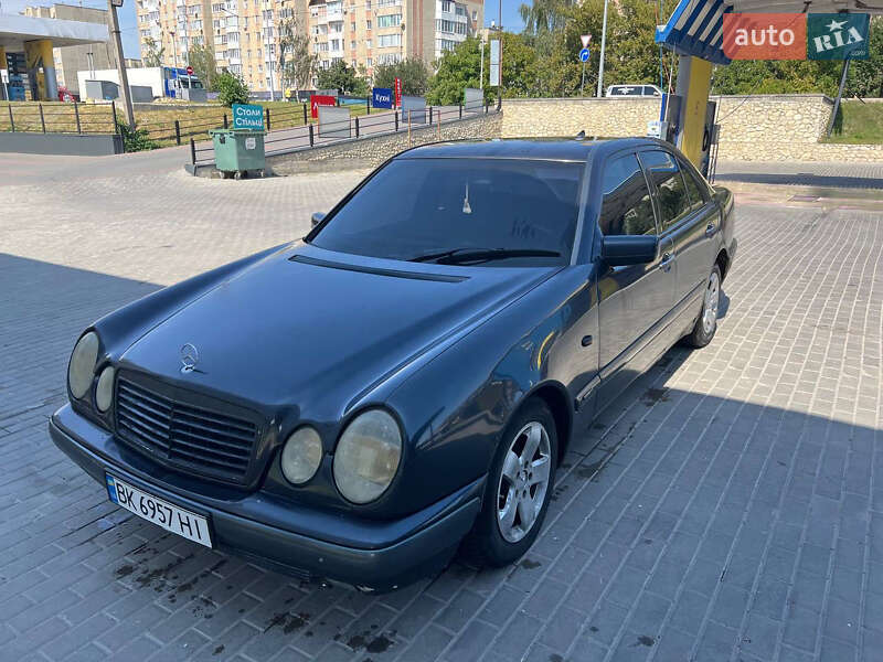 Mercedes-Benz E-Class 1998