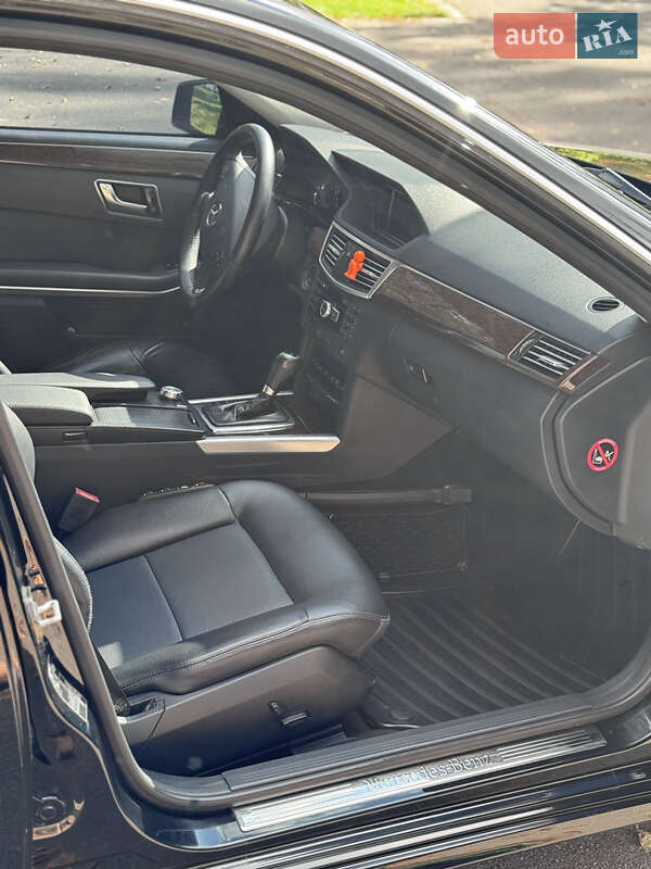 Седан Mercedes-Benz E-Class 2012 в Виннице фото 24 Седан Mercedes-Benz E-Class 2012 в Виннице