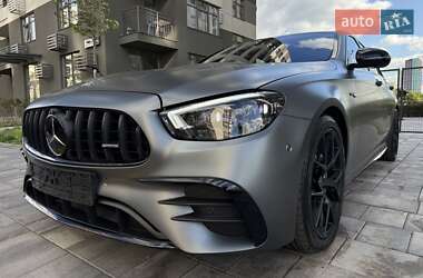 Седан Mercedes-Benz E-Class 2022 в Києві