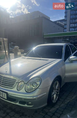 Седан Mercedes-Benz E-Class 2005 в Ивано-Франковске