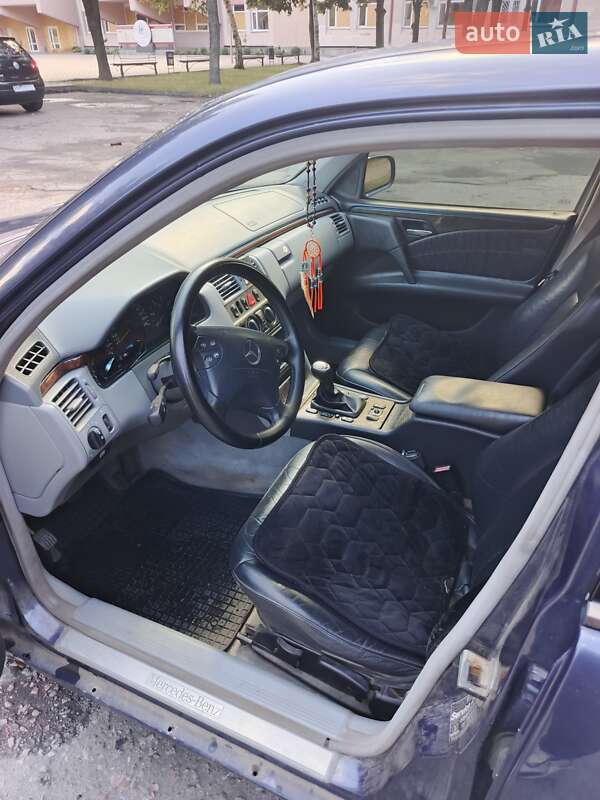 Седан Mercedes-Benz E-Class 1999 в Сумах