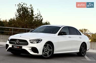 Седан Mercedes-Benz E-Class 2022 в 