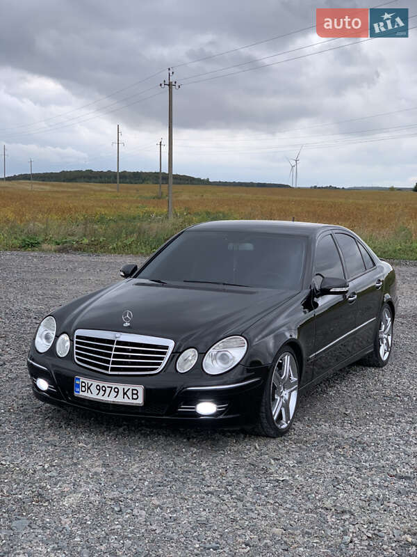 Седан Mercedes-Benz E-Class 2006 в Нововолынске фото 2 Седан Mercedes-Benz E-Class 2006 в Нововолынске
