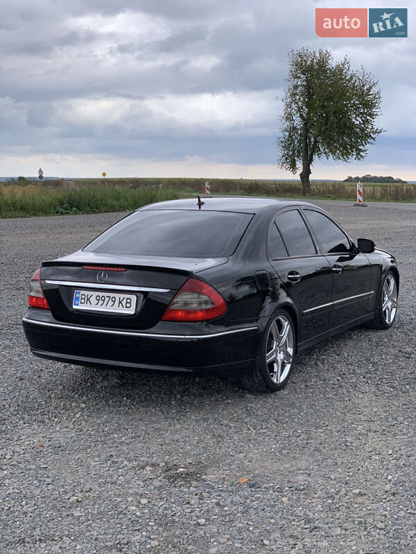 Седан Mercedes-Benz E-Class 2006 в Нововолынске фото 12 Седан Mercedes-Benz E-Class 2006 в Нововолынске
