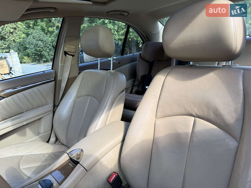 Седан Mercedes-Benz E-Class 2006 в Кропивницькому