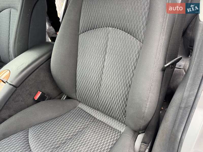 Універсал Mercedes-Benz E-Class 2006 в Тернополі