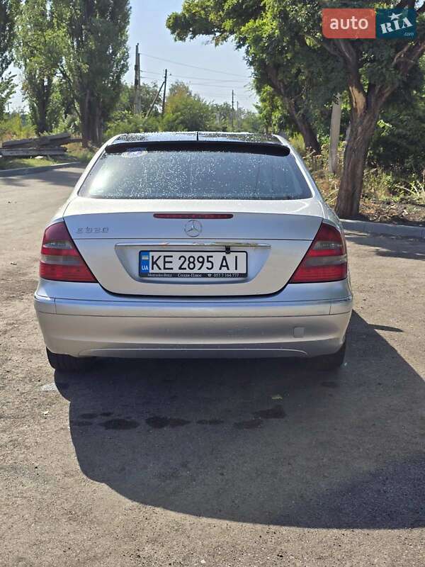 Седан Mercedes-Benz E-Class 2002 в Кривому Розі