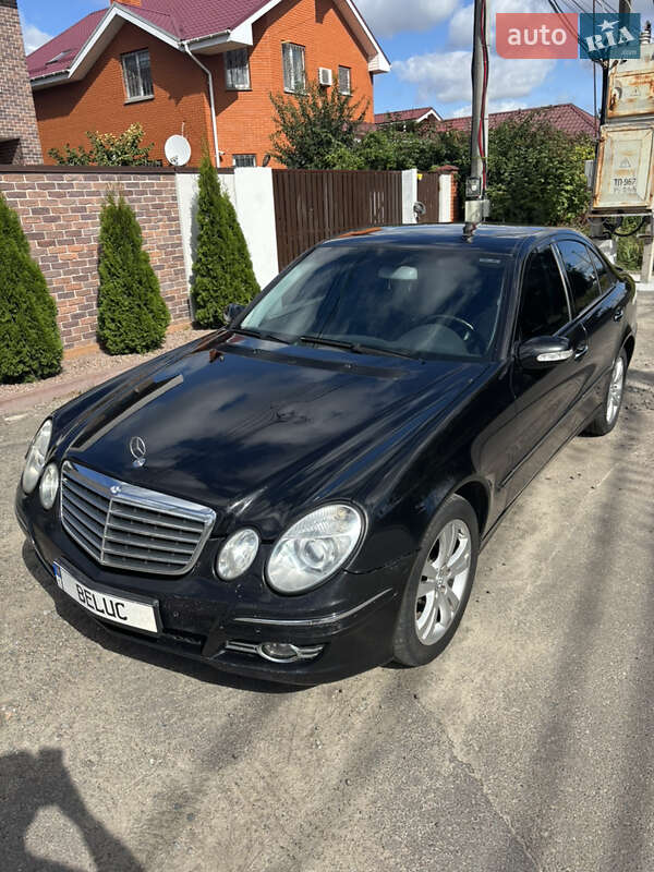 Седан Mercedes-Benz E-Class 2003 в Броварах