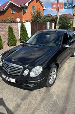 Седан Mercedes-Benz E-Class 2003 в 