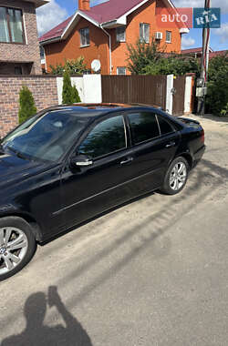 Седан Mercedes-Benz E-Class 2003 в 