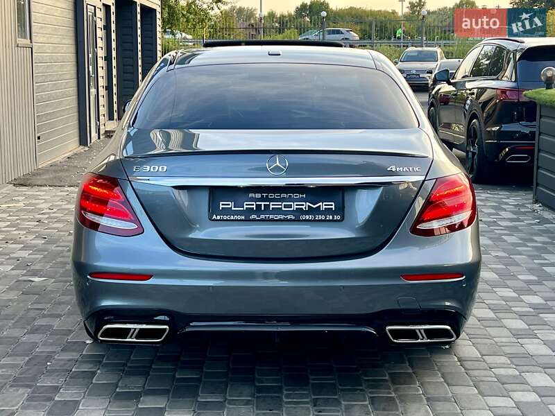 Седан Mercedes-Benz E-Class 2019 в Киеве