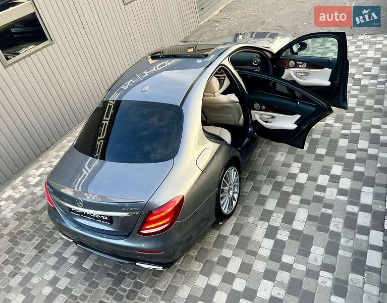 Седан Mercedes-Benz E-Class 2019 в Киеве