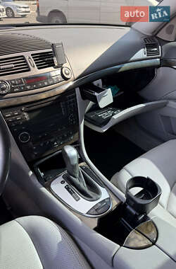 Седан Mercedes-Benz E-Class 2002 в 