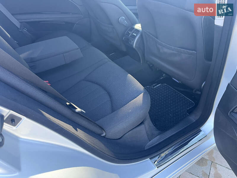 Седан Mercedes-Benz E-Class 2007 в Ивано-Франковске фото 36 Седан Mercedes-Benz E-Class 2007 в Ивано-Франковске