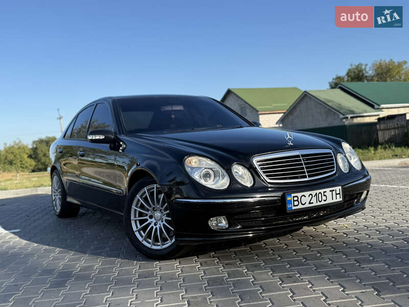 Седан Mercedes-Benz E-Class 2004 в Виннице