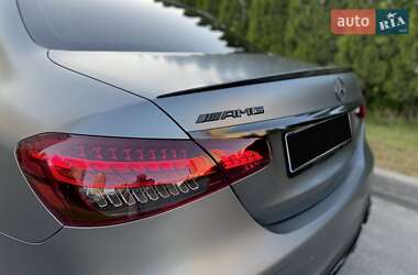 Седан Mercedes-Benz E-Class 2022 в 