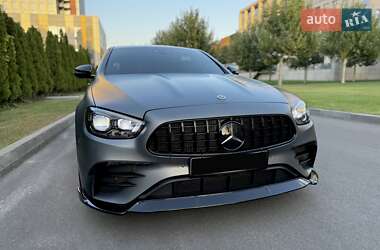 Седан Mercedes-Benz E-Class 2022 в 