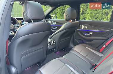 Седан Mercedes-Benz E-Class 2022 в 