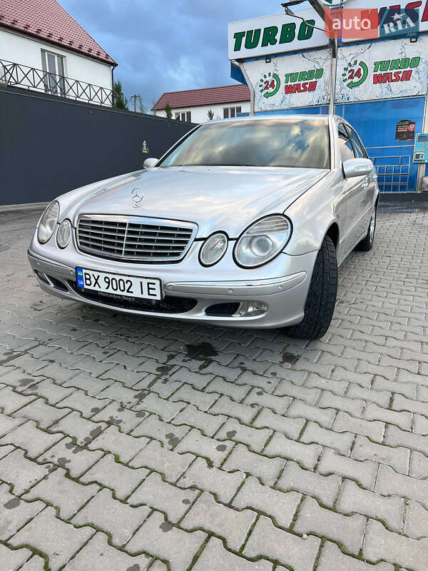 Седан Mercedes-Benz E-Class 2002 в Каменец-Подольском
