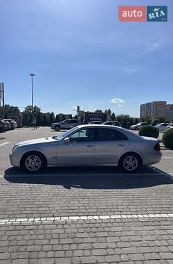 Седан Mercedes-Benz E-Class 2006 в 
