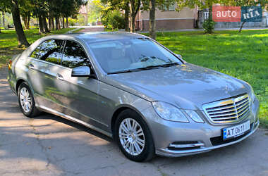 Седан Mercedes-Benz E-Class 2012 в 
