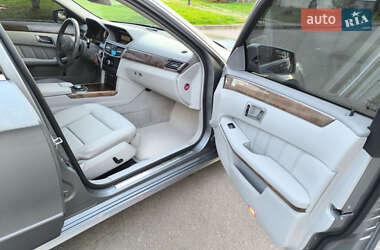 Седан Mercedes-Benz E-Class 2012 в 