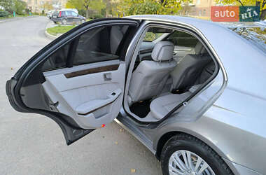 Седан Mercedes-Benz E-Class 2012 в 